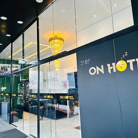 On Park Hotel E Estacionamento Traslado Guarulhos Dış mekan fotoğraf
