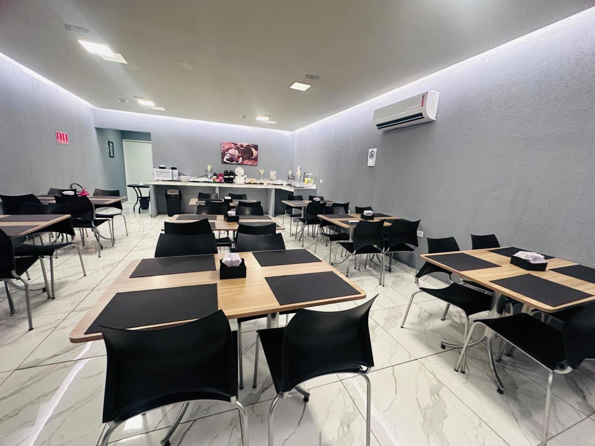 On Park Hotel E Estacionamento Traslado Guarulhos Dış mekan fotoğraf