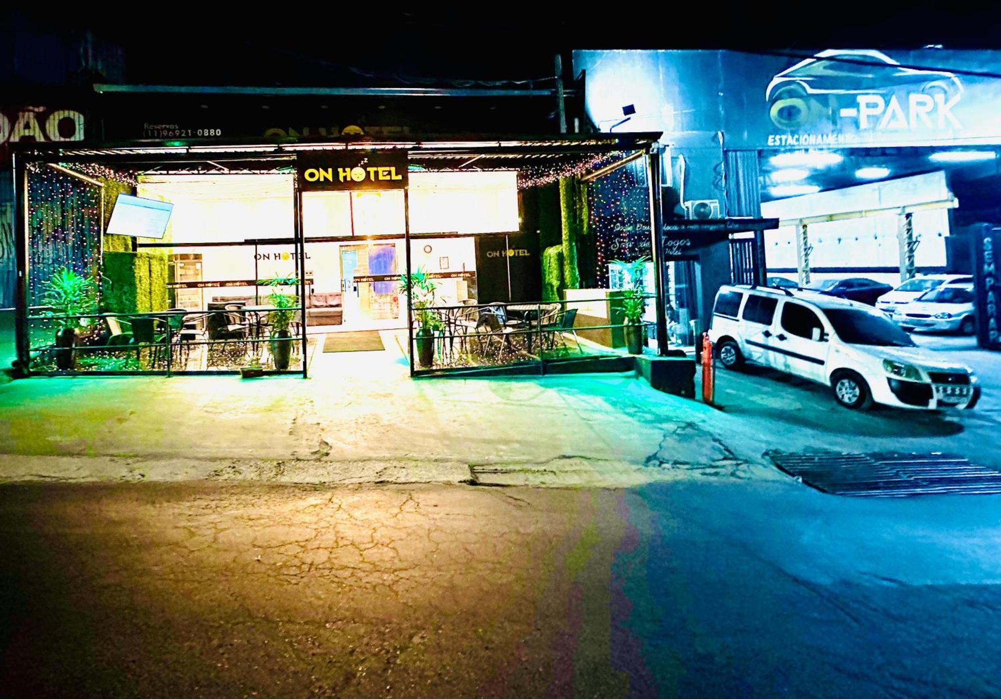 On Park Hotel E Estacionamento Traslado Guarulhos Dış mekan fotoğraf